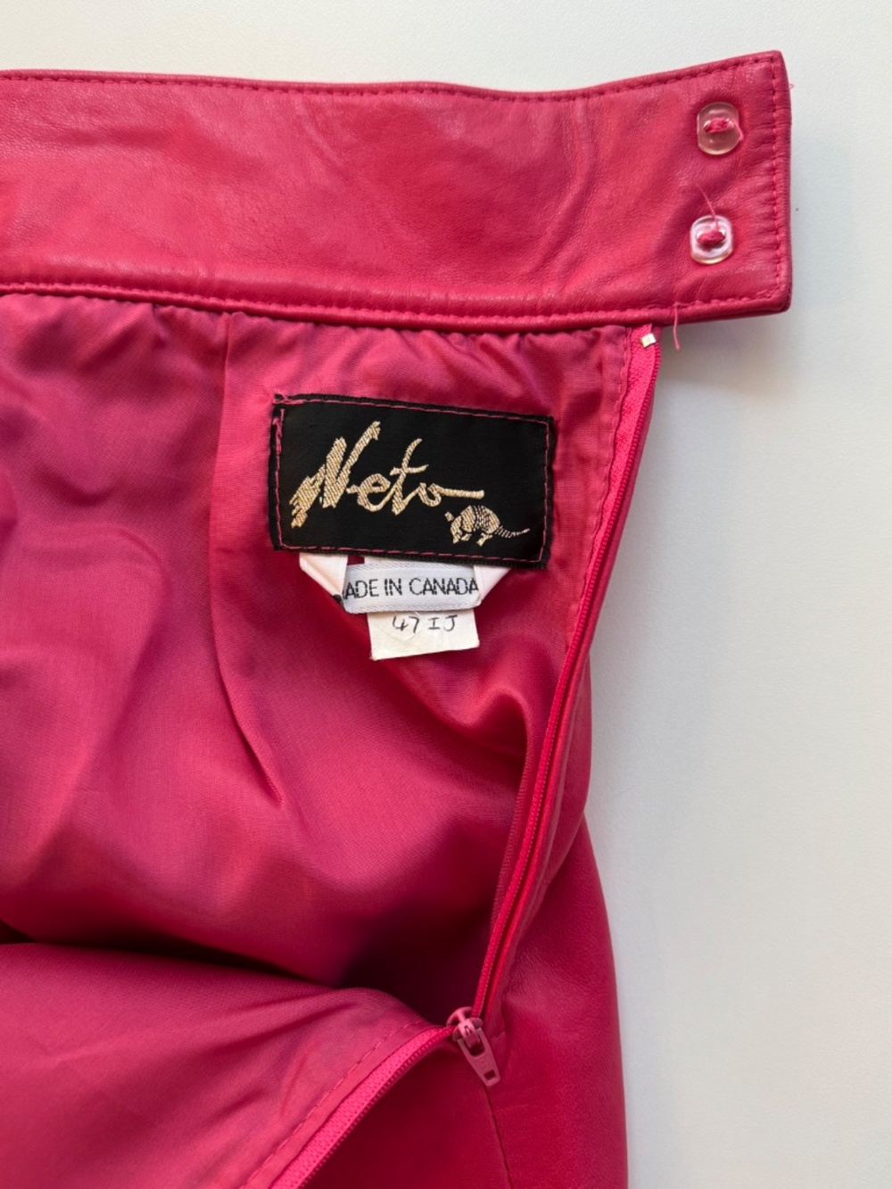Vintage Neto Hot Pink Leather Pleated Mini Skirt - Picture 6 of 8